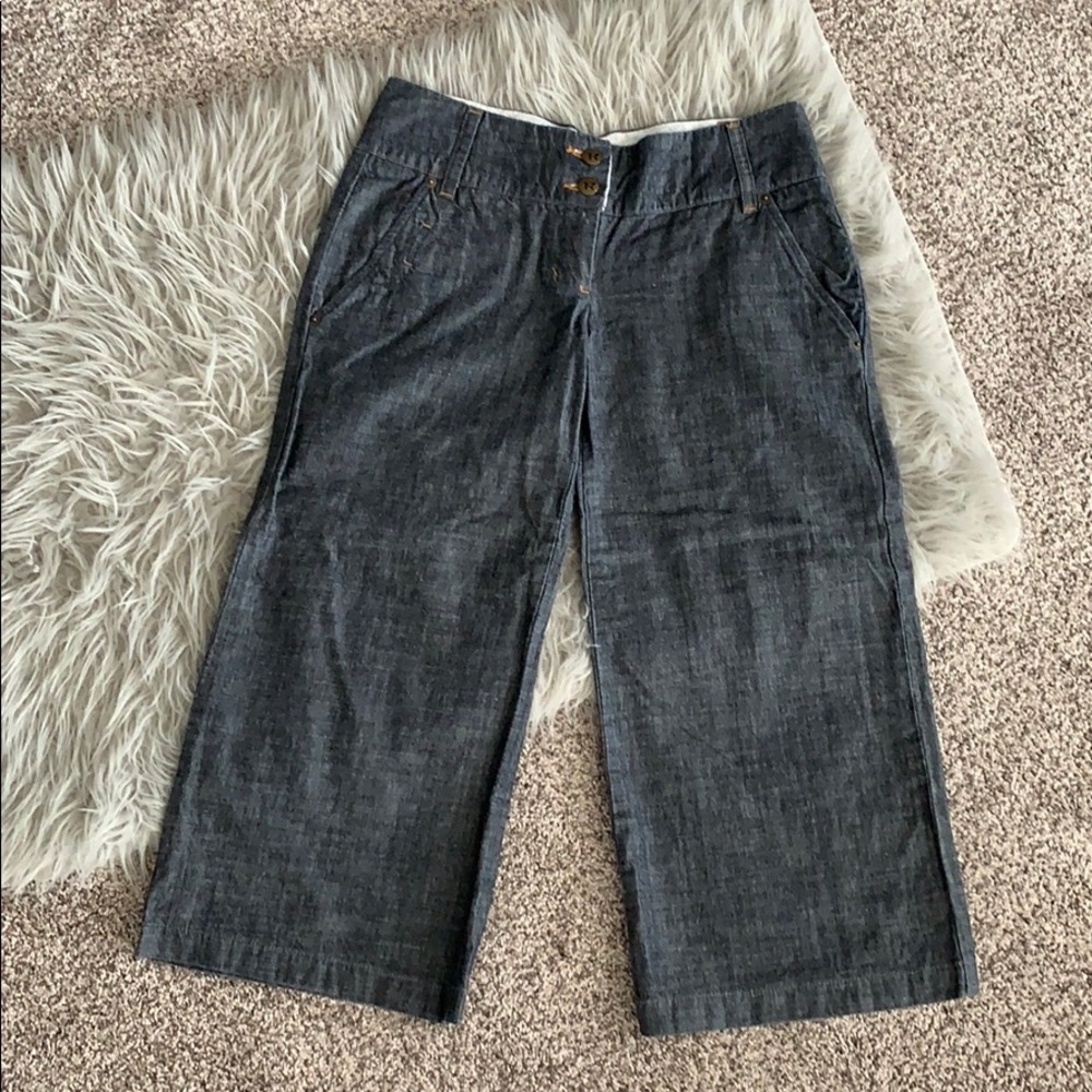 Size 5 Rampage Jean wash Capri pants